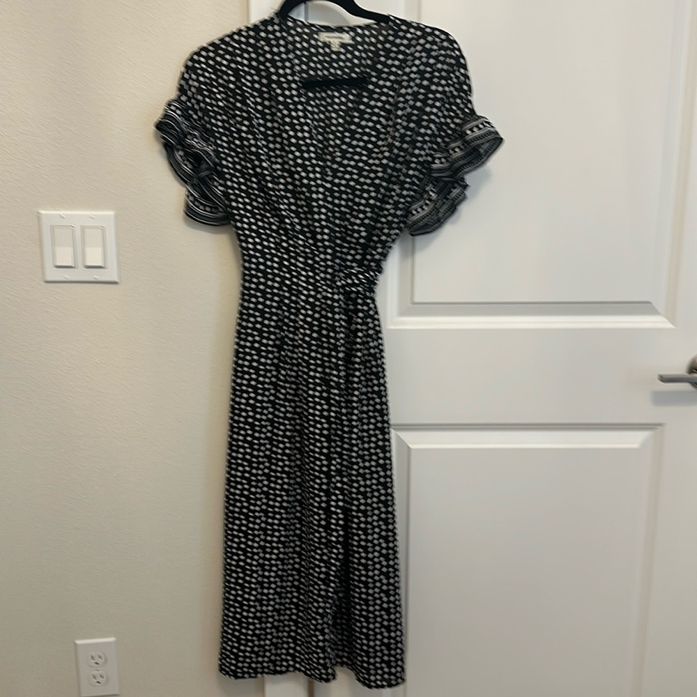Max Studio (S) wrap style black white polka dot midi dress elastic waist and …